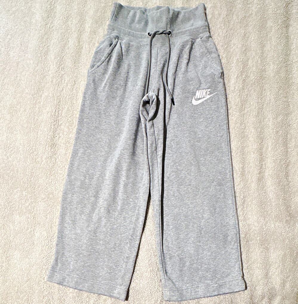 Nike Fleece Sweatpants S wide Elastic Waist Logo, EUC, athleisure, sports, comfy